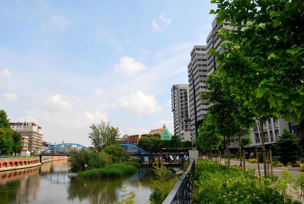 Two Towers Old Town Apartments-City Center-By The River-Observation Terrance On The Roof-Free Parking Вроцлав Екстер'єр фото